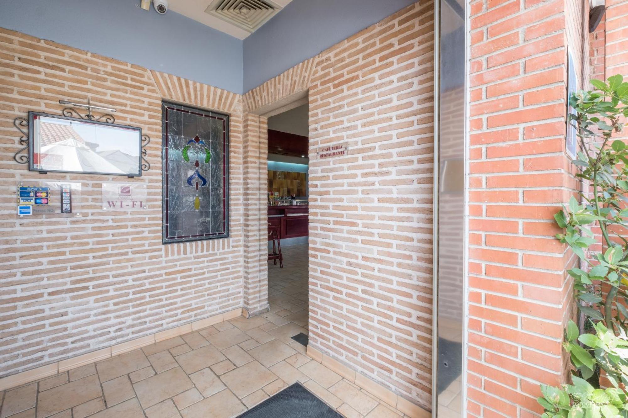 Hotel Vivar Griñón Exterior foto