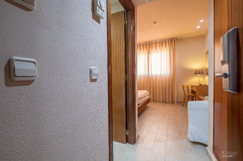 Hotel Vivar Griñón Quarto foto